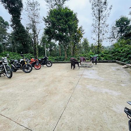 Preetham Homestay Kushalnagar Luaran gambar