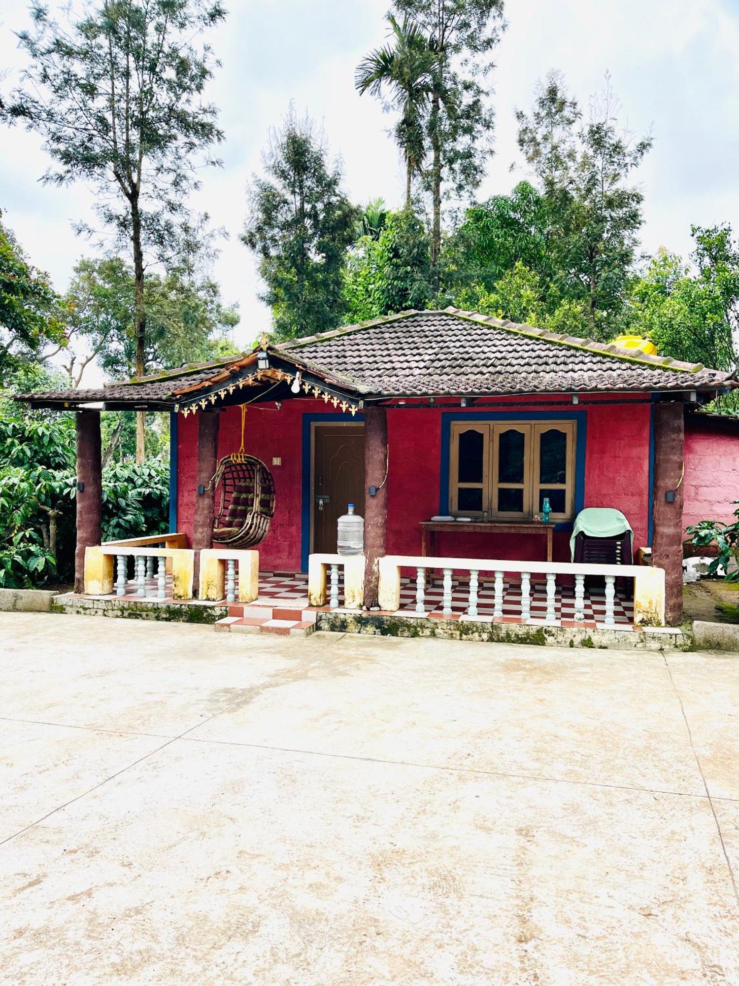 Preetham Homestay Kushalnagar Luaran gambar