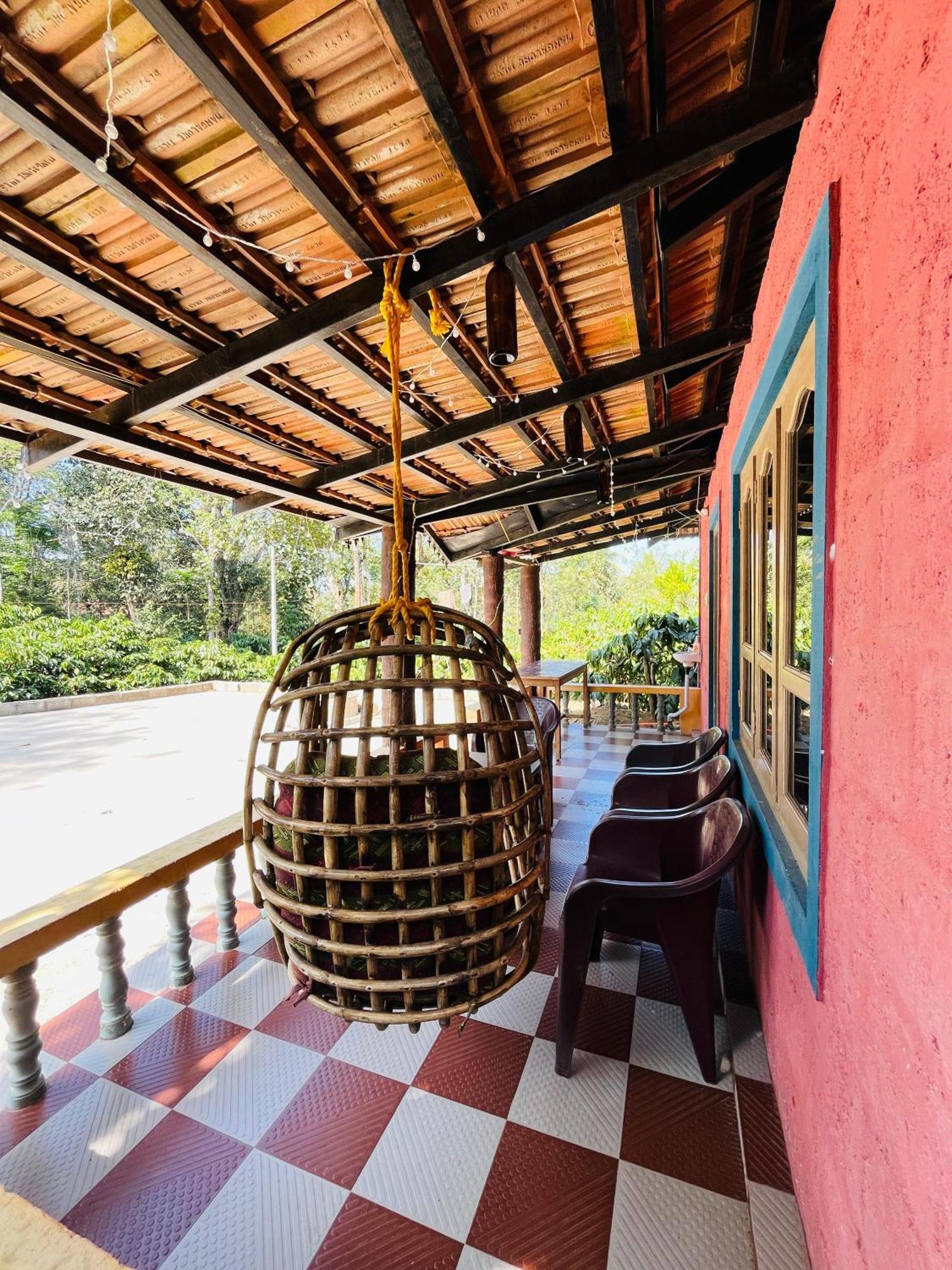Preetham Homestay Kushalnagar Luaran gambar